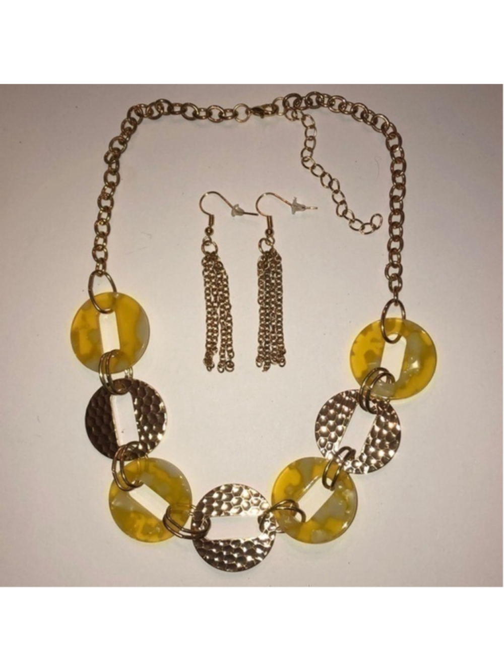 Yellow & Gold Tone Statement Necklace & Gold Tone Dangle Chain Earrings